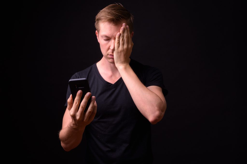 Cost of texting fraud rises fivefold in three years